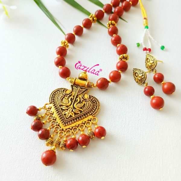 22KT Majestic Gold Pendant And Earrings Set | Pachchigar Jewellers  (Ashokbhai)